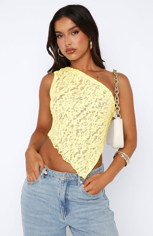 ARIA LACE TOP